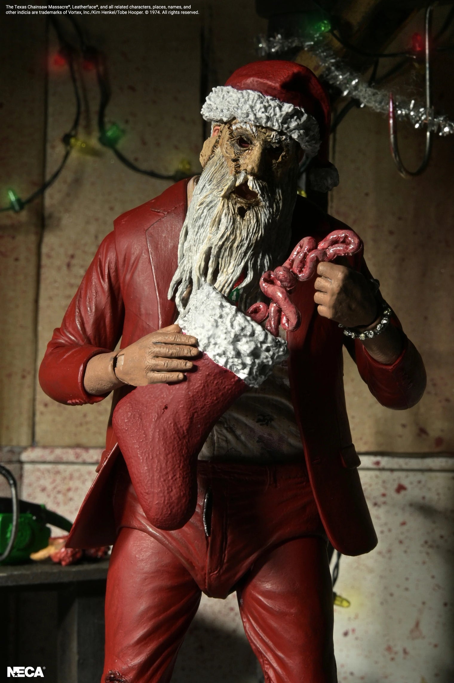 The Texas Chainsaw Massacre: Ultimate Santa Leatherface - 7" Scale Figure