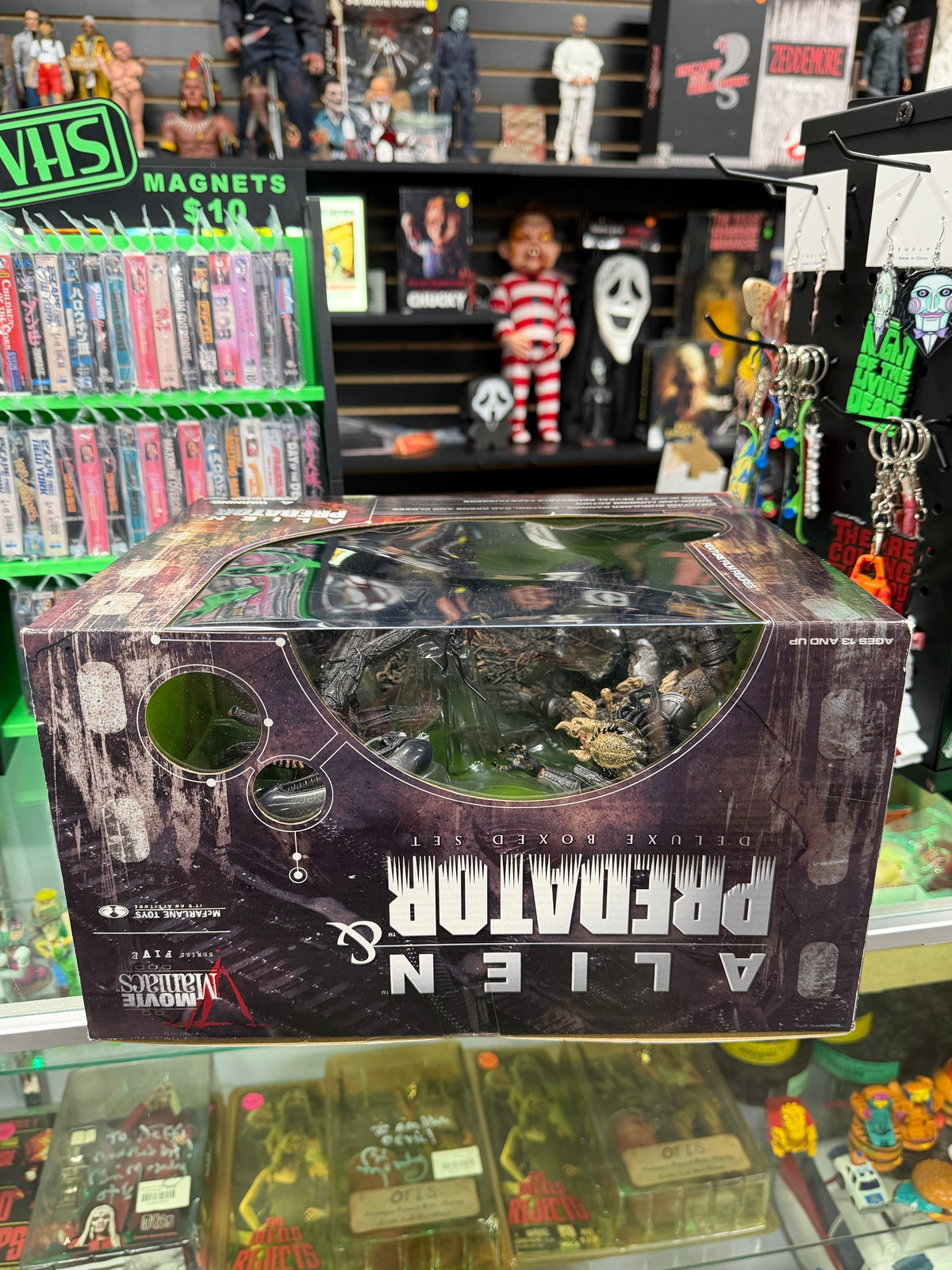 Alien and Predator - Deluxe Movie Maniacs Boxed Set