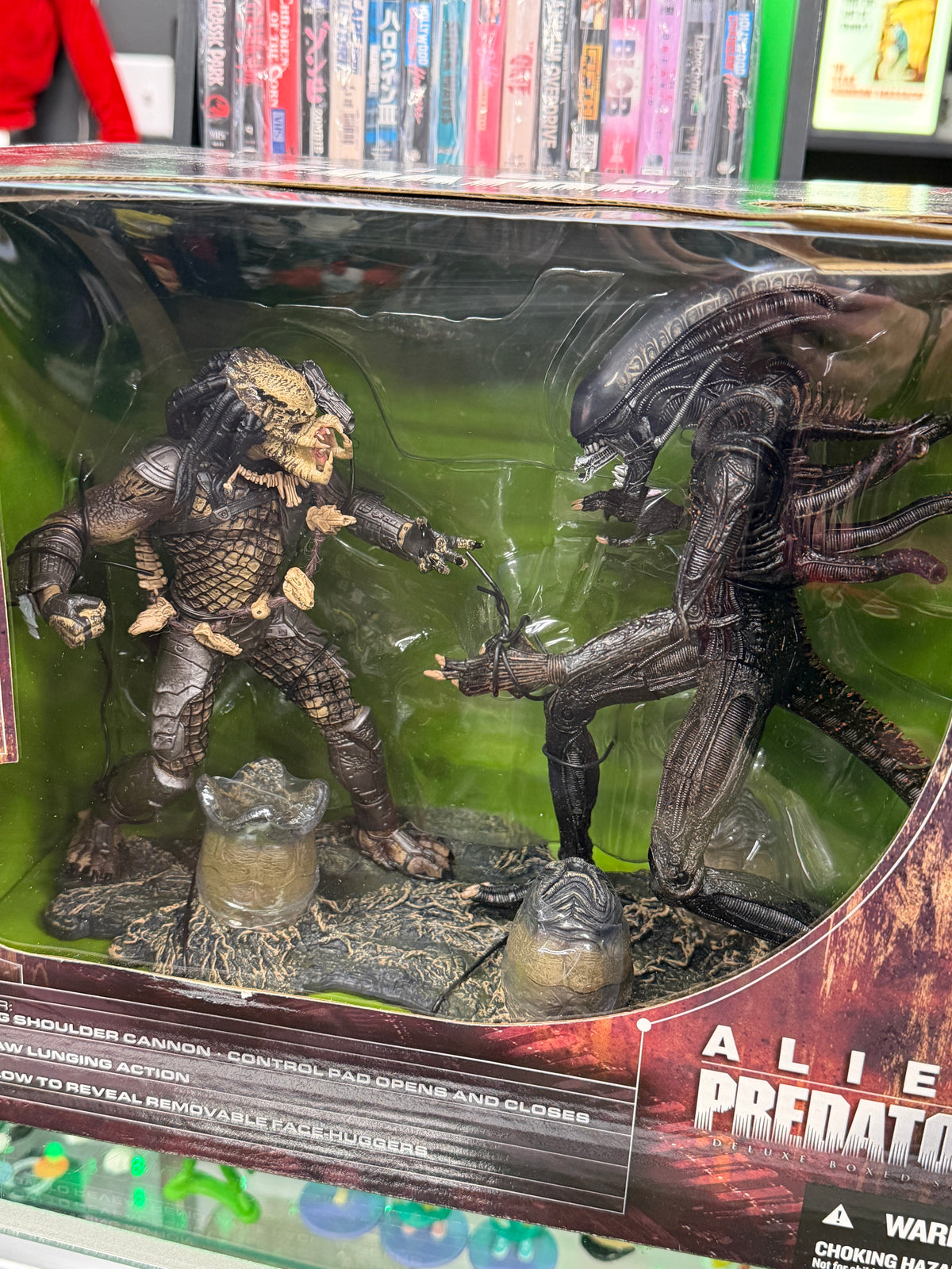 Alien and Predator - Deluxe Movie Maniacs Boxed Set