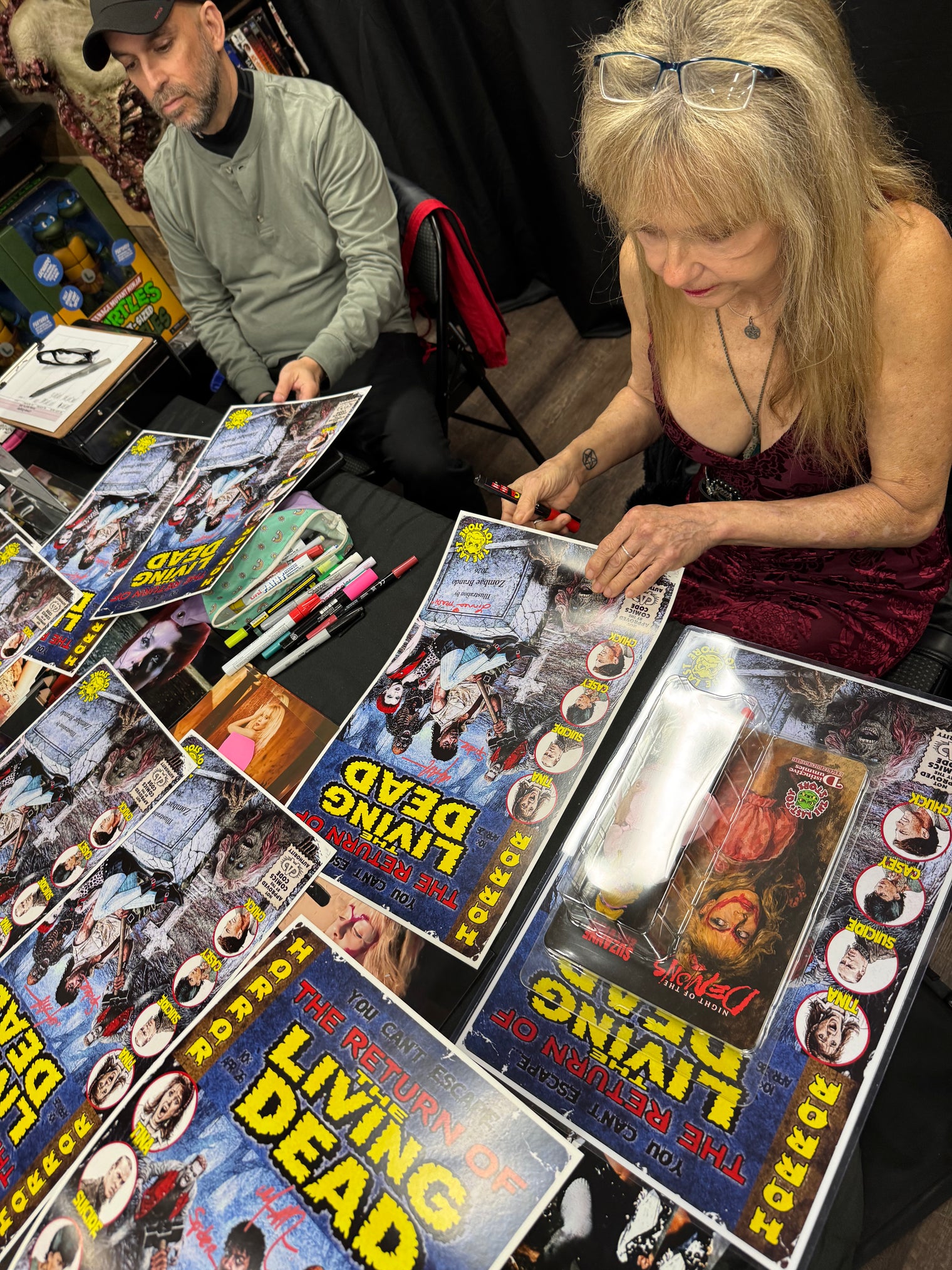 Exclusive The Return of the Living Dead 11x17 Print - Signed by Miguel Núñez and Linnea Quigley