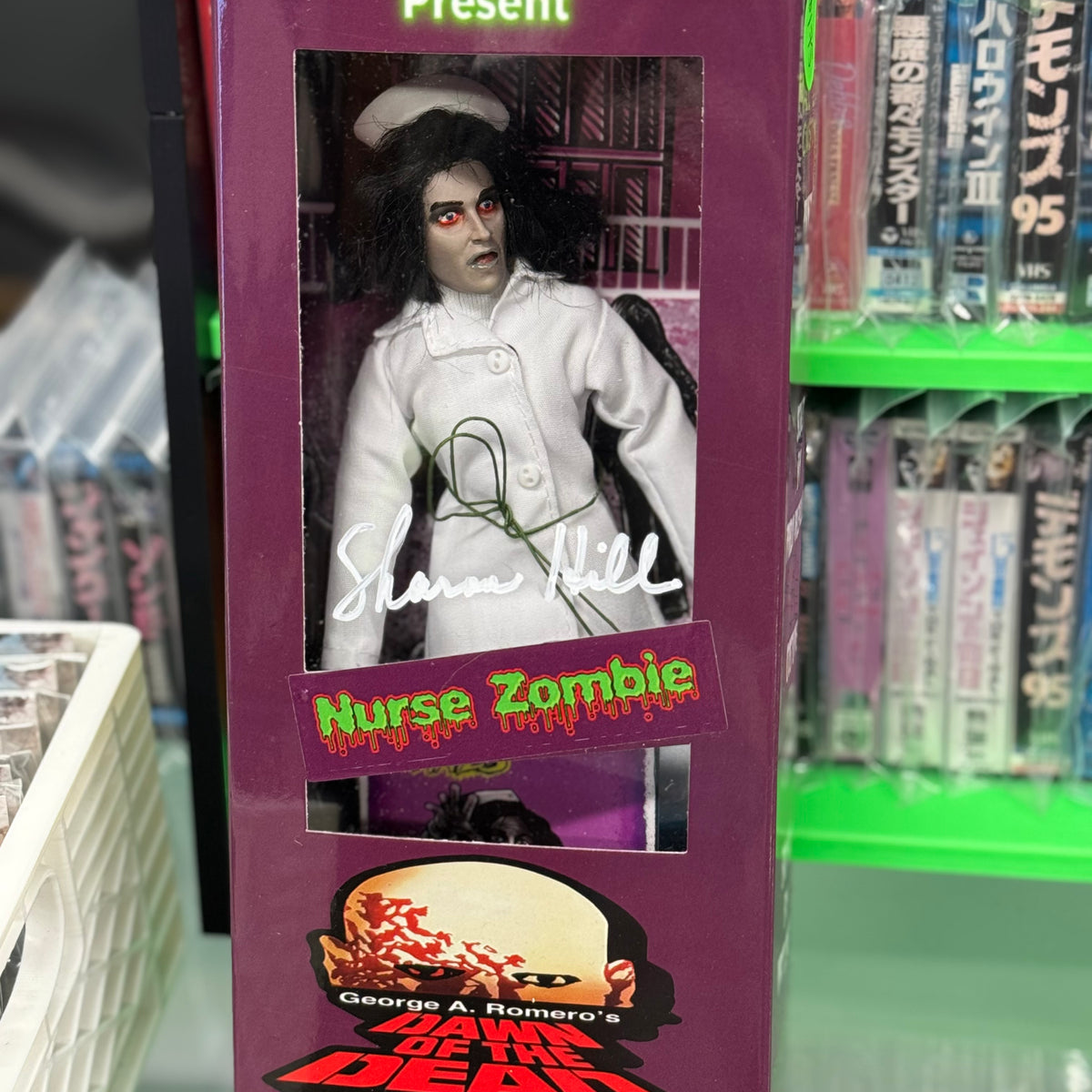 Dawn of the Dead: Nurse Zombie - 1/9 Scale Distinctive Dummies