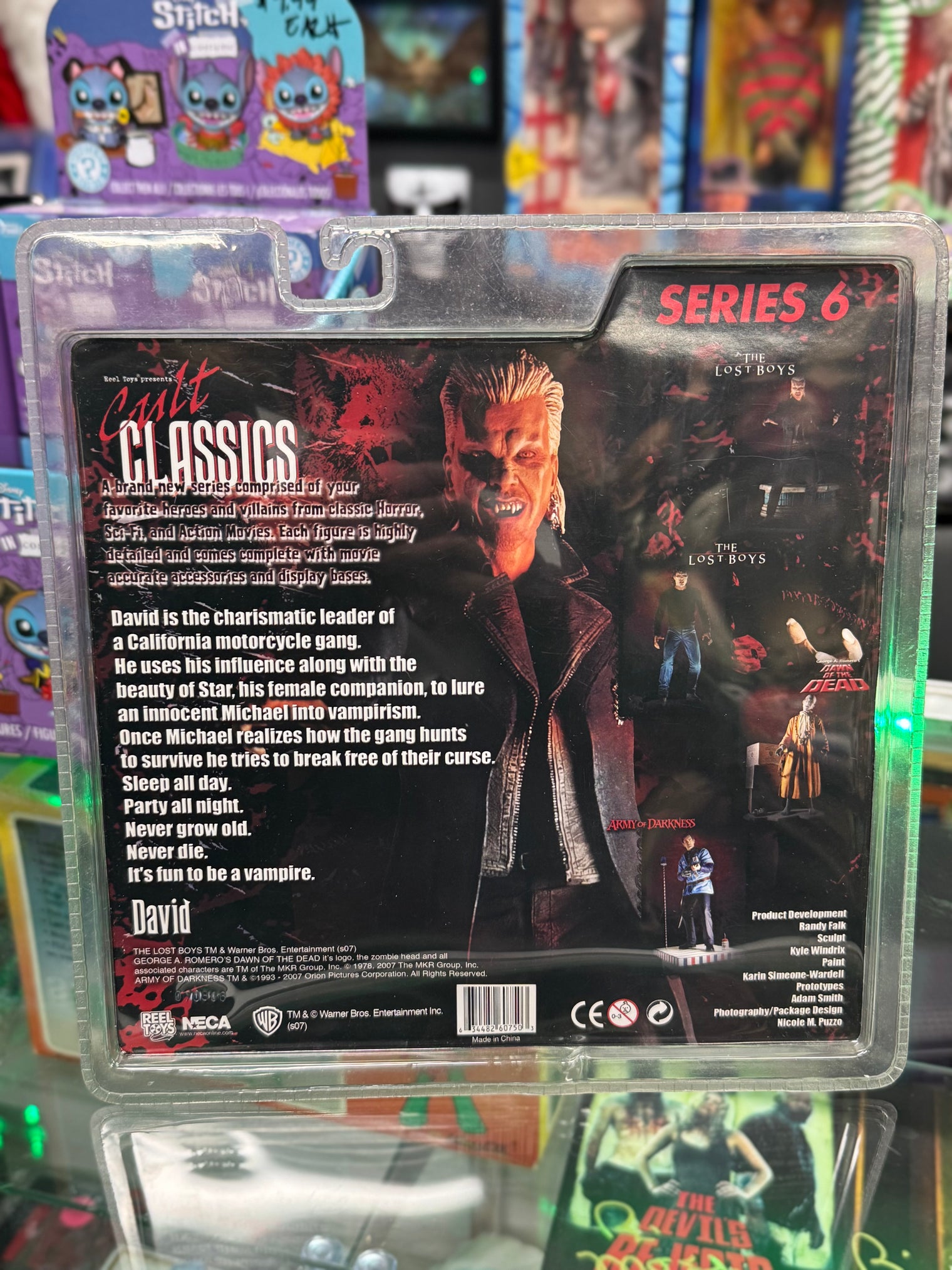 The Lost Boys: David Series 6 Cult Classics signed by Kiefer Sutherland - 7" Scale Figure