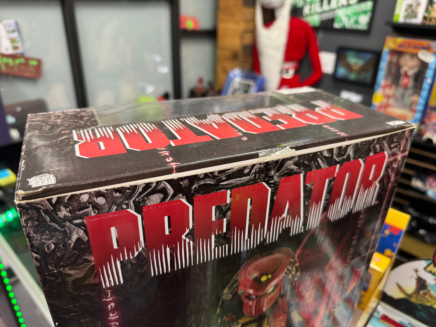 Predator: Big Red Predator - 1/4 Scale Figure
