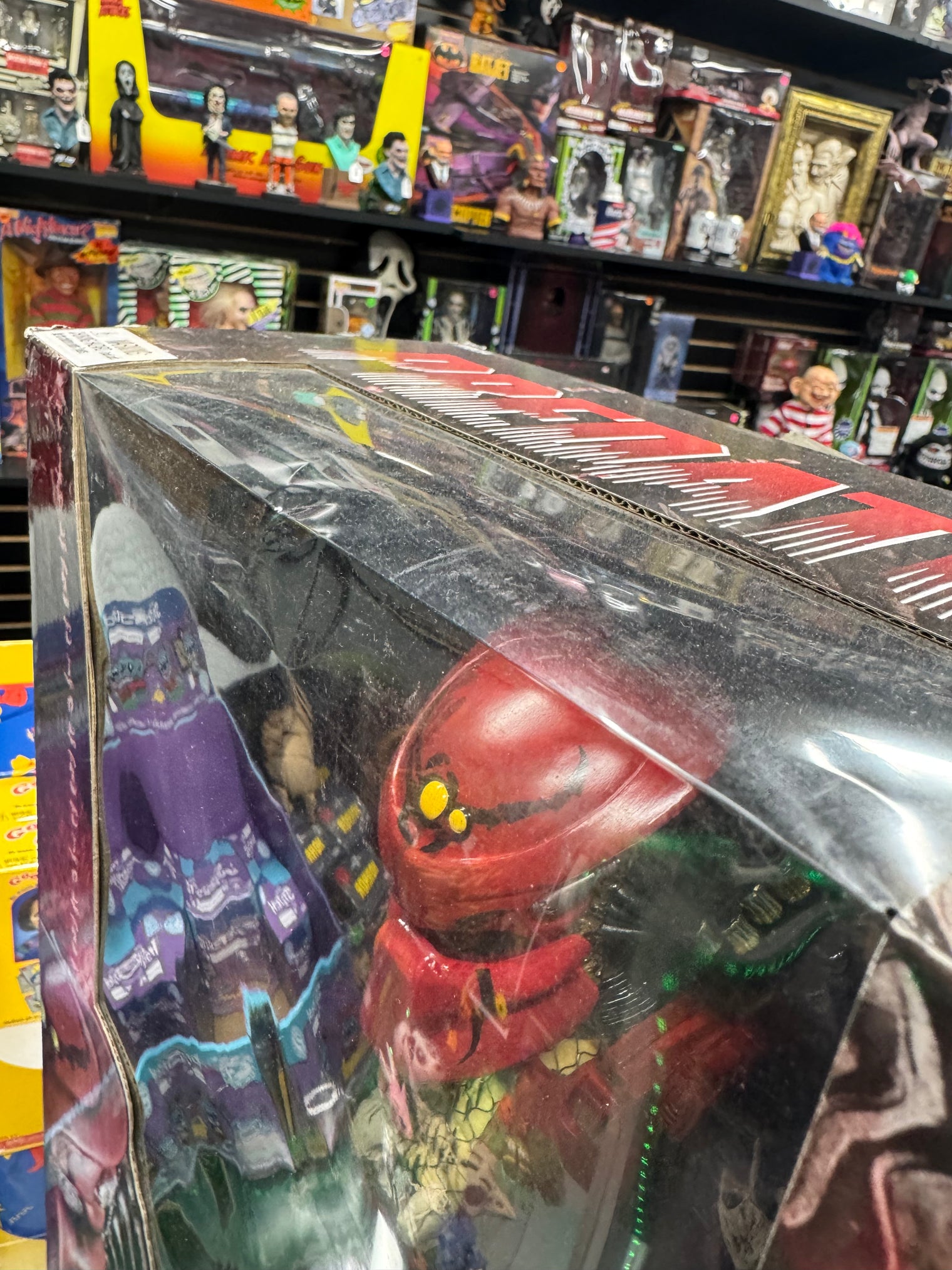 Predator: Big Red Predator - 1/4 Scale Figure