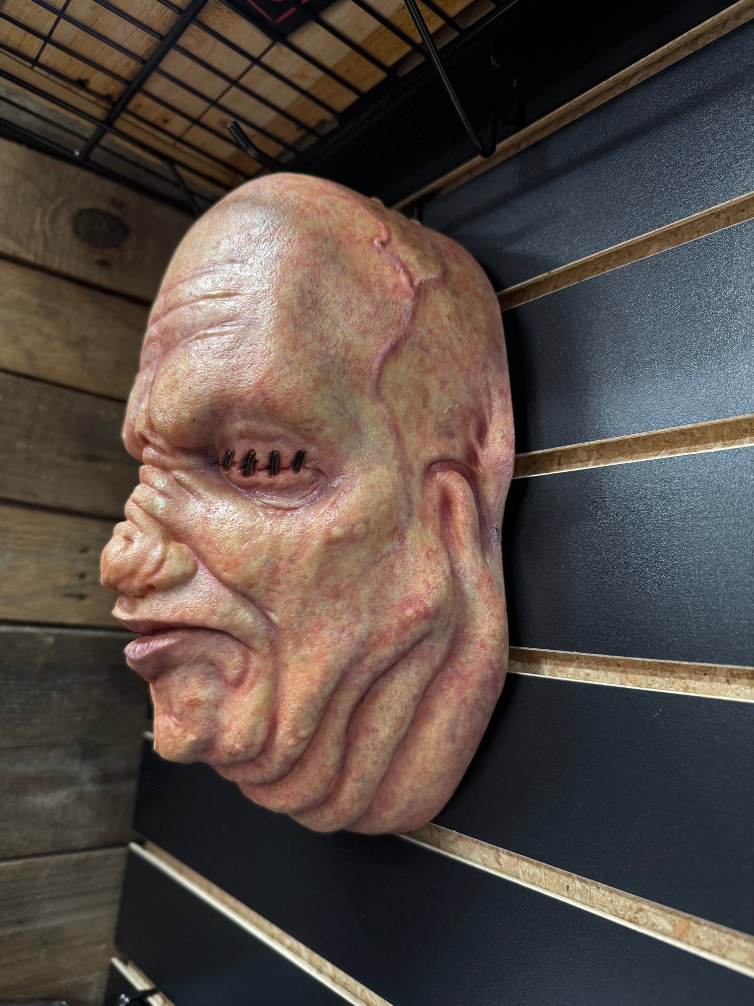 Hellraiser: Butterball Cenobite - Gary Tunnifcliffe Wall Hanger
