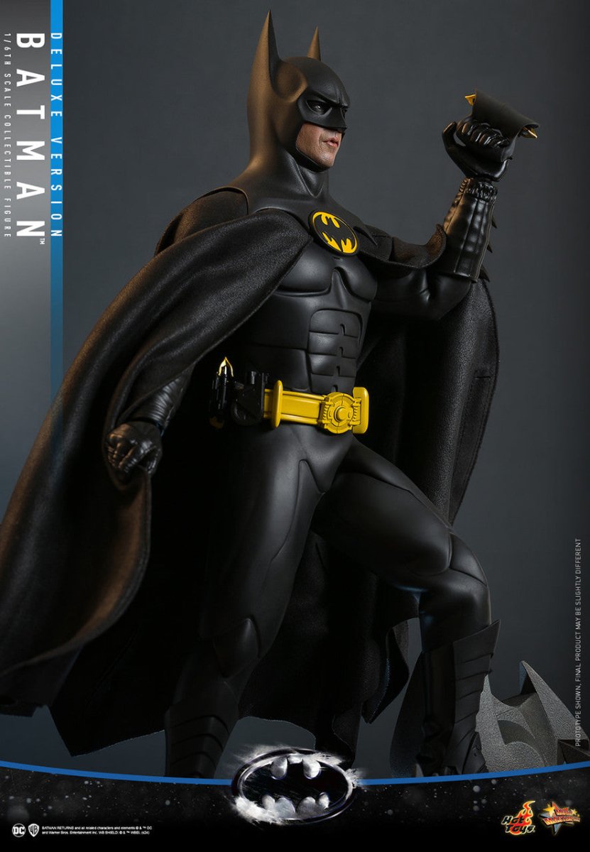 Batman Returns: Deluxe Batman - 1/6 Scale Figure - The Last Toy Store