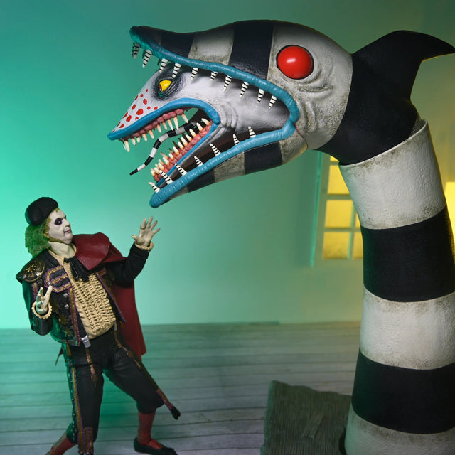 Beetlejuice Beetlejuice: Ultimate Matador Beetlejuice and Sandworm 2 Pack - 7" Scale Figures - NECA