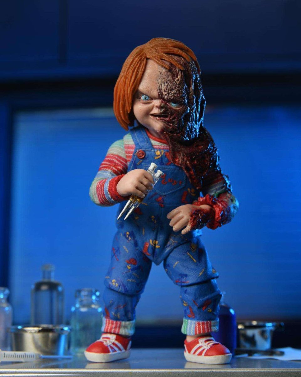 Chucky (TV Series): Ultimate Chucky - 7" Scale Figure - The Last Toy Store