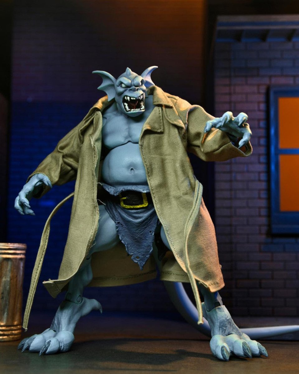 Gargoyles: Ultimate Detective Broadway "Silver Falcon" (Closed Wings) - 7" Scale Figure - The Last Toy Store