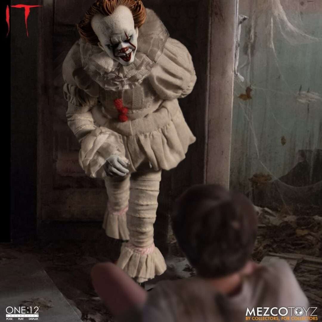 IT (2017) - Pennywise - One:12 Collective Action Figure - The Last Toy Store