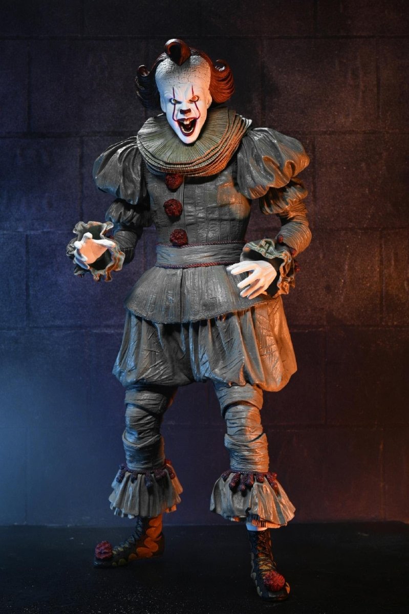 IT: Welcome to Derry: Pennywise - 1/4 Scale Figure - NECA