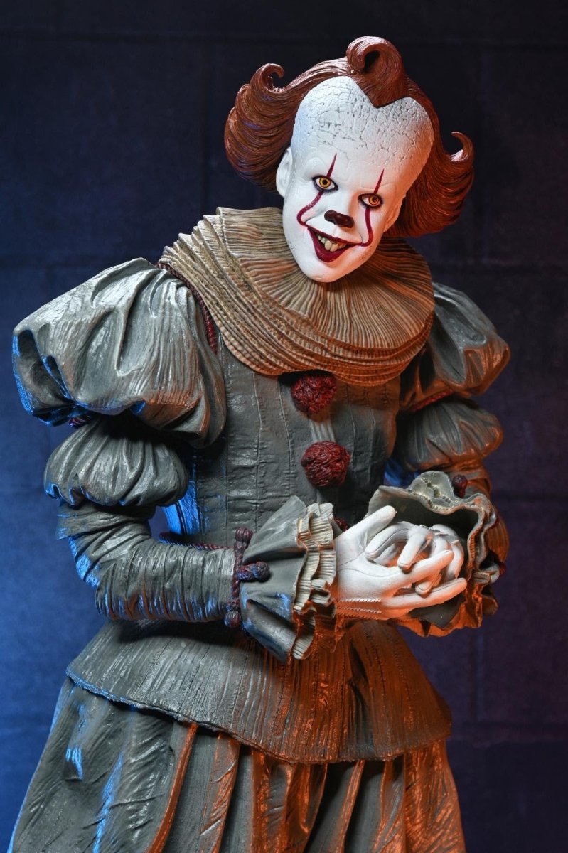 IT: Welcome to Derry: Pennywise - 1/4 Scale Figure - NECA