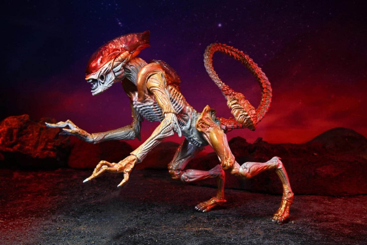 Kenner Tribute: Ultimate Panther Alien - 7″ Scale Action Figure - The Last Toy Store