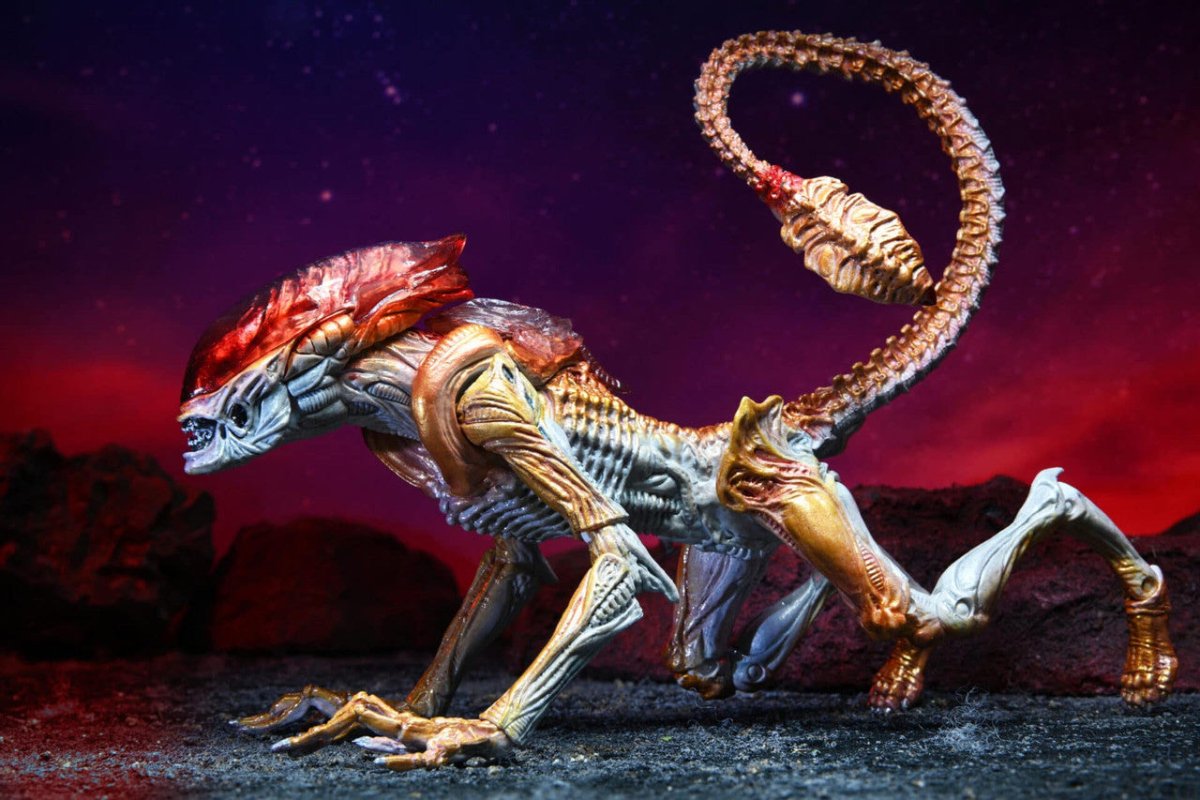 Kenner Tribute: Ultimate Panther Alien - 7″ Scale Action Figure - The Last Toy Store