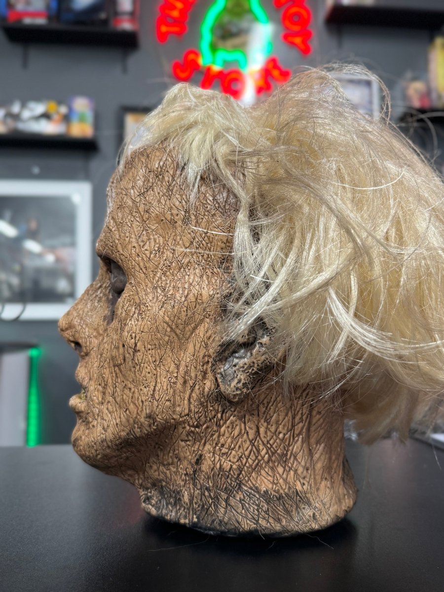 Pamela Voorhees - 1:1 Corpse Head - The Last Toy Store