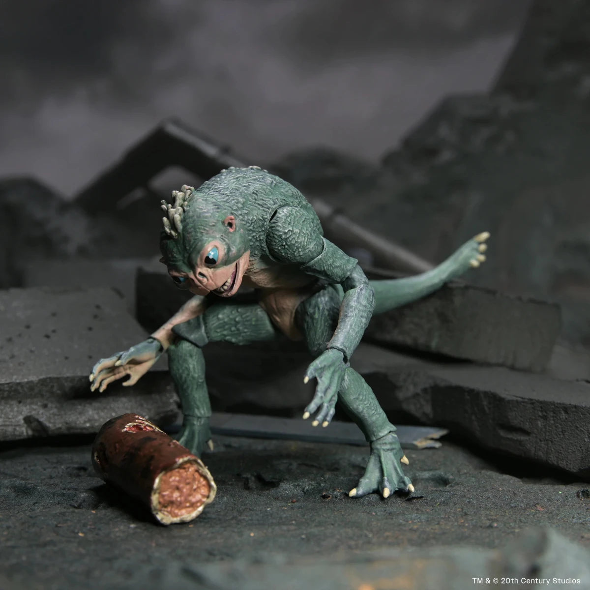Predator: Badlands - Ultimate Thia & Bud - 7" Scale Figures - NECA