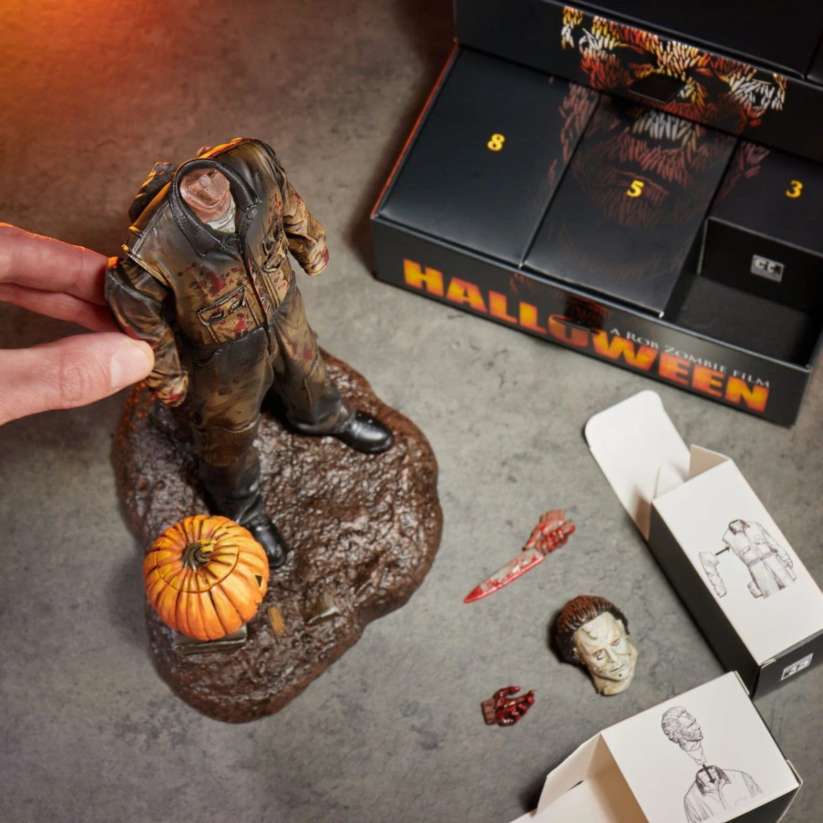 Rob Zombie's Halloween (2007): Michael Myers - Countdown Calendar - Numskull