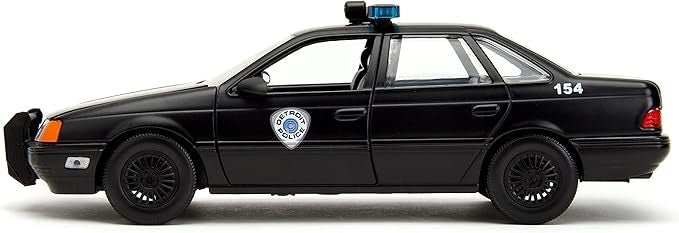 RoboCop: RoboCop Figure and 1986 Ford Taurus - 1/24 Scale Die Cast - Jada Toys