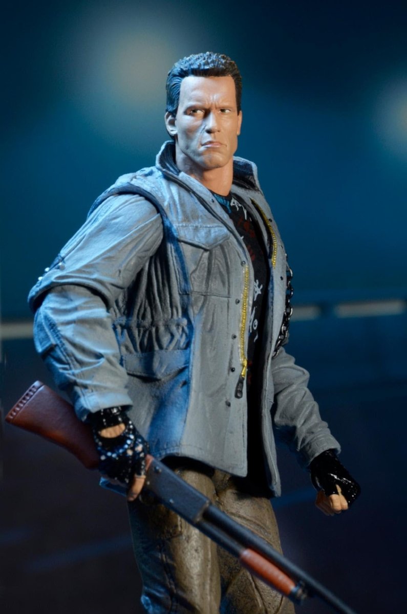 Terminator: Ultimate T - 800 (Tech Noir) - 7" Scale Figure - NECA