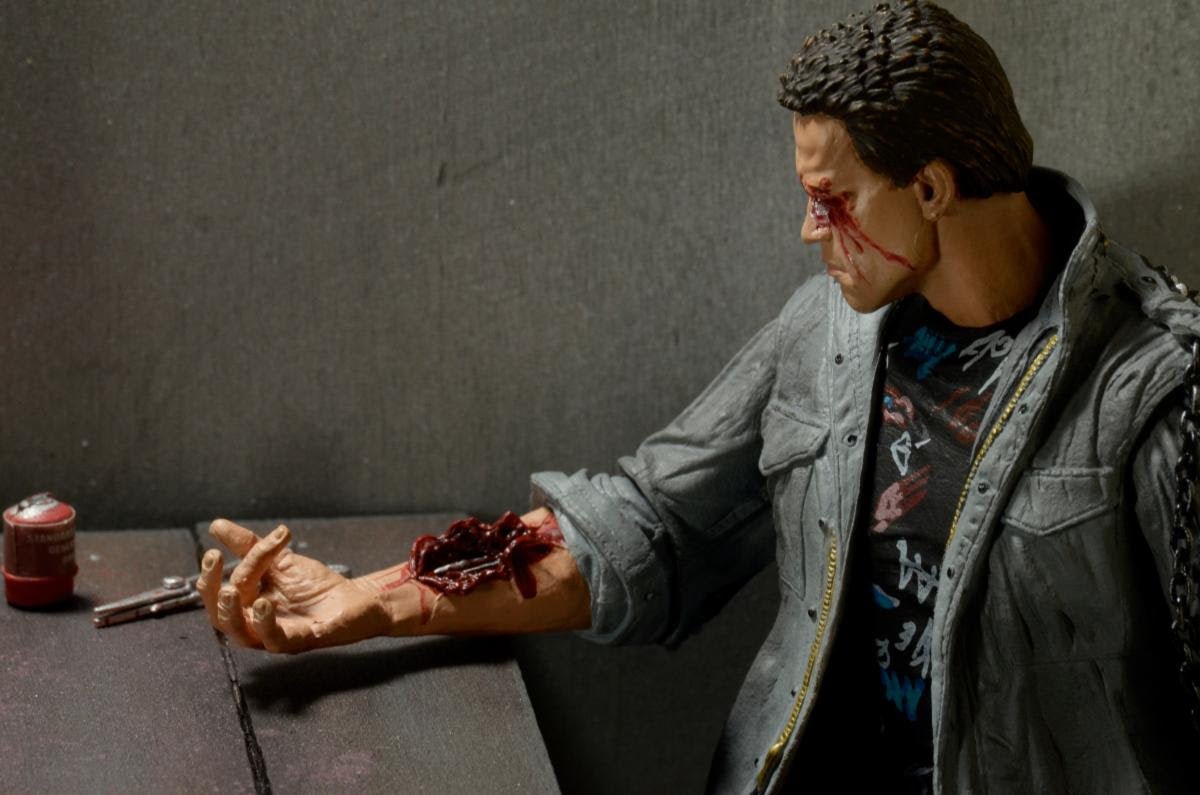 Terminator: Ultimate T - 800 (Tech Noir) - 7" Scale Figure - NECA