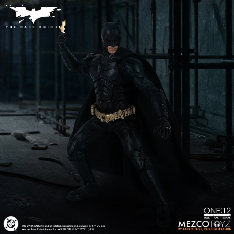 The Dark Knight: Batman One:12 Collective - Mezco Toyz