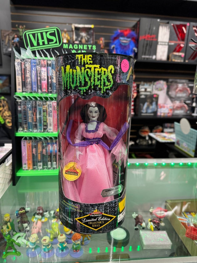 The Munsters: Lily Munster - Limited Edition Collectors Series Figure - Exclusive Premiere