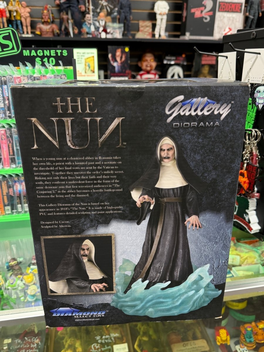 Diamond Select Toys - The Nun (Valak) - 9" Gallery PVC Statue (Open Box)