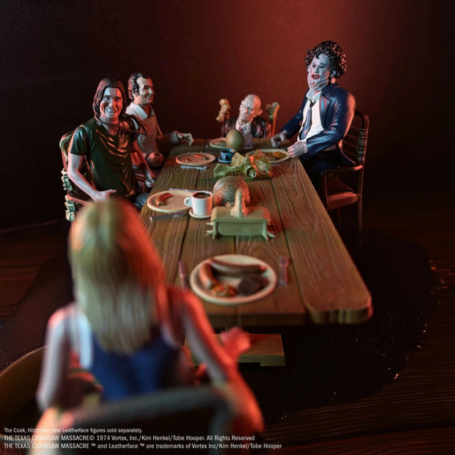 The Texas Chainsaw Massacre (1974) - Dinner Scene Playset - Trick or Treat Studios