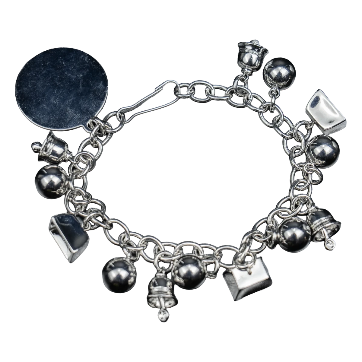 Trick or Treat Studios - The Texas Chainsaw Massacre: Leatherface's Bracelet - Costume Accessory