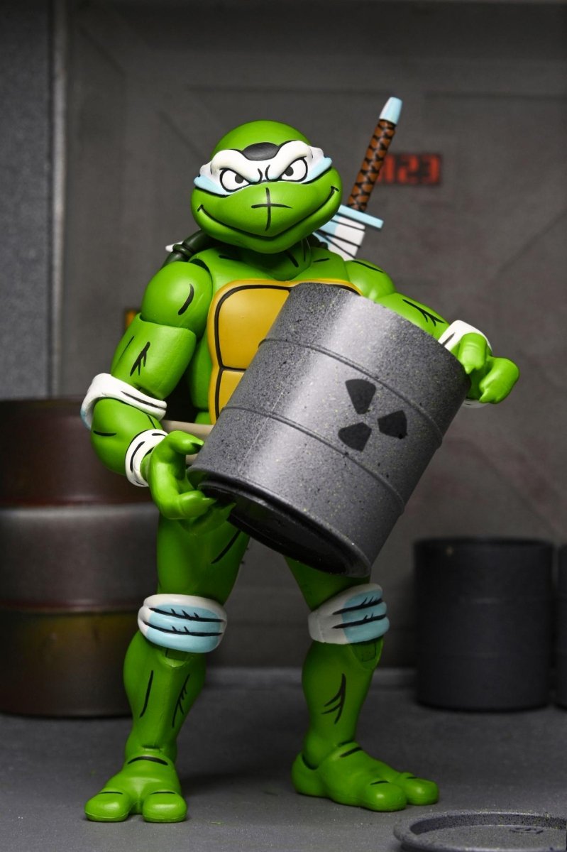 TMNT: April as 5th Turtle ( Archie Comics) - 7" Scale Figure - NECA