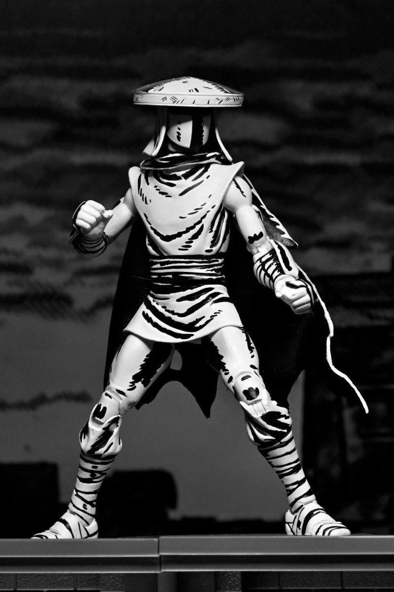 TMNT (Mirage Comics): Elite Foot Ninja Guard (B&W) - 7" Scale Figure - NECA