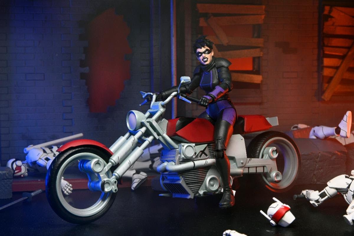 TMNT (The Last Ronin): Casey Marie with Motorcycle - 7" Scale Figure - The Last Toy Store
