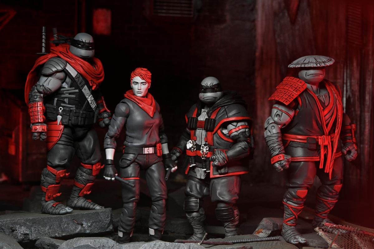 TMNT The Last Ronin (The Lost Years): Nightwatcher April - NECA