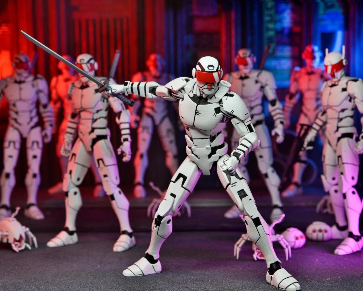 TMNT (The Last Ronin): Ultimate Elite Synja Patrol Bot - 7" Scale Figure - The Last Toy Store