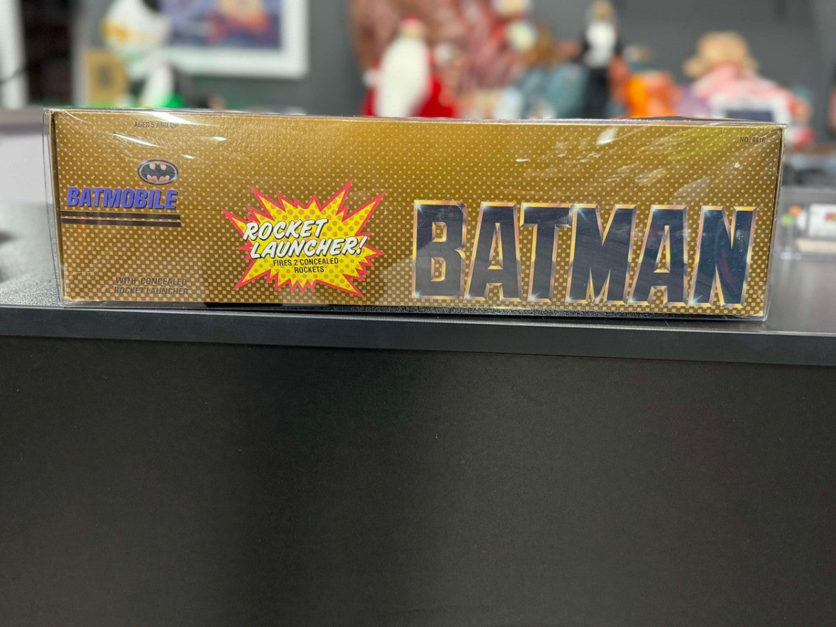 ToyBiz Batman 1989 - Batmobile with Concealed Rocket Launchers - The Last Toy Store