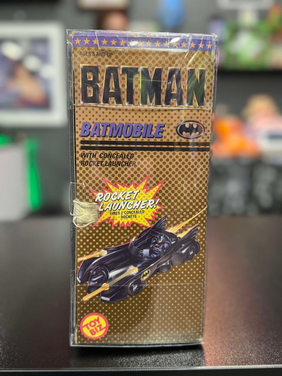 ToyBiz Batman 1989 - Batmobile with Concealed Rocket Launchers - The Last Toy Store