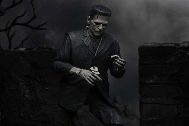 Universal Monsters: Ultimate Frankenstein B&W - 7" Scale Action Figure - The Last Toy Store