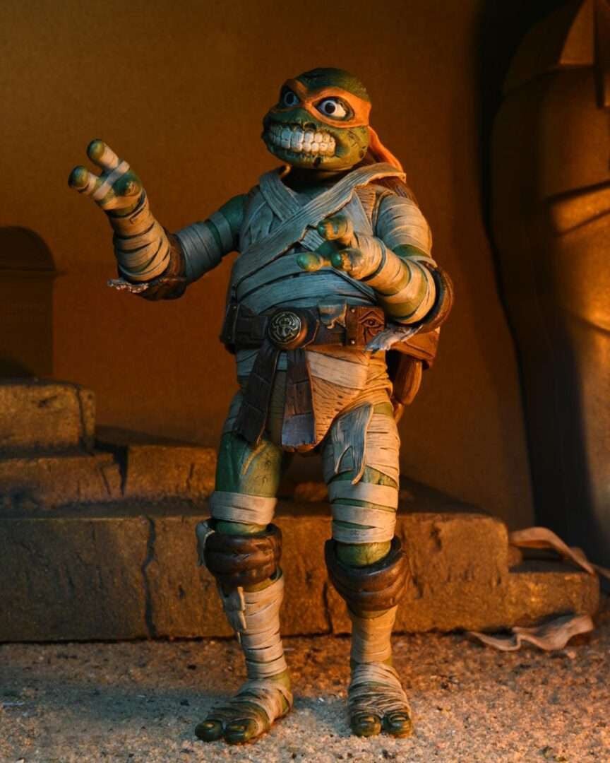 Universal Monsters x TMNT: Ultimate Michelangelo as The Mummy - 7" Scale Action Figure - The Last Toy Store
