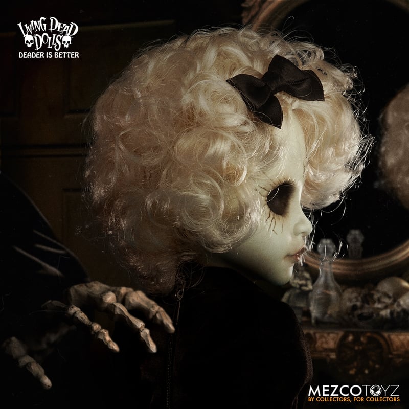 (Pre-Order) Living Dead Dolls: RotsAnne - 10" Coffin Doll