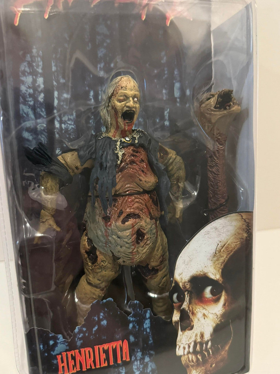 Evil Dead 2: Henrietta - 7" Scale Figure