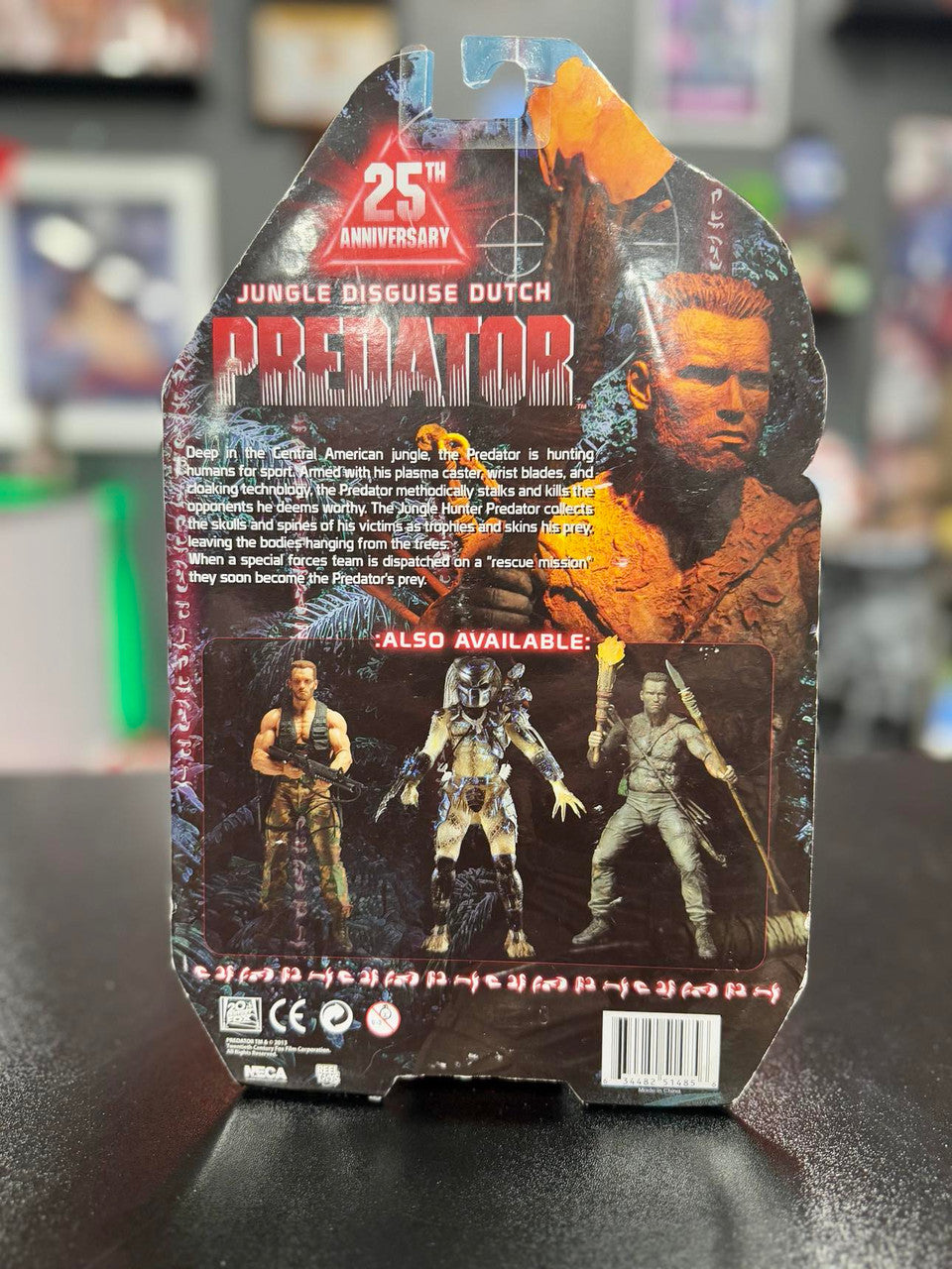 Predator: Jungle Disguise Dutch - 7" Scale Figure