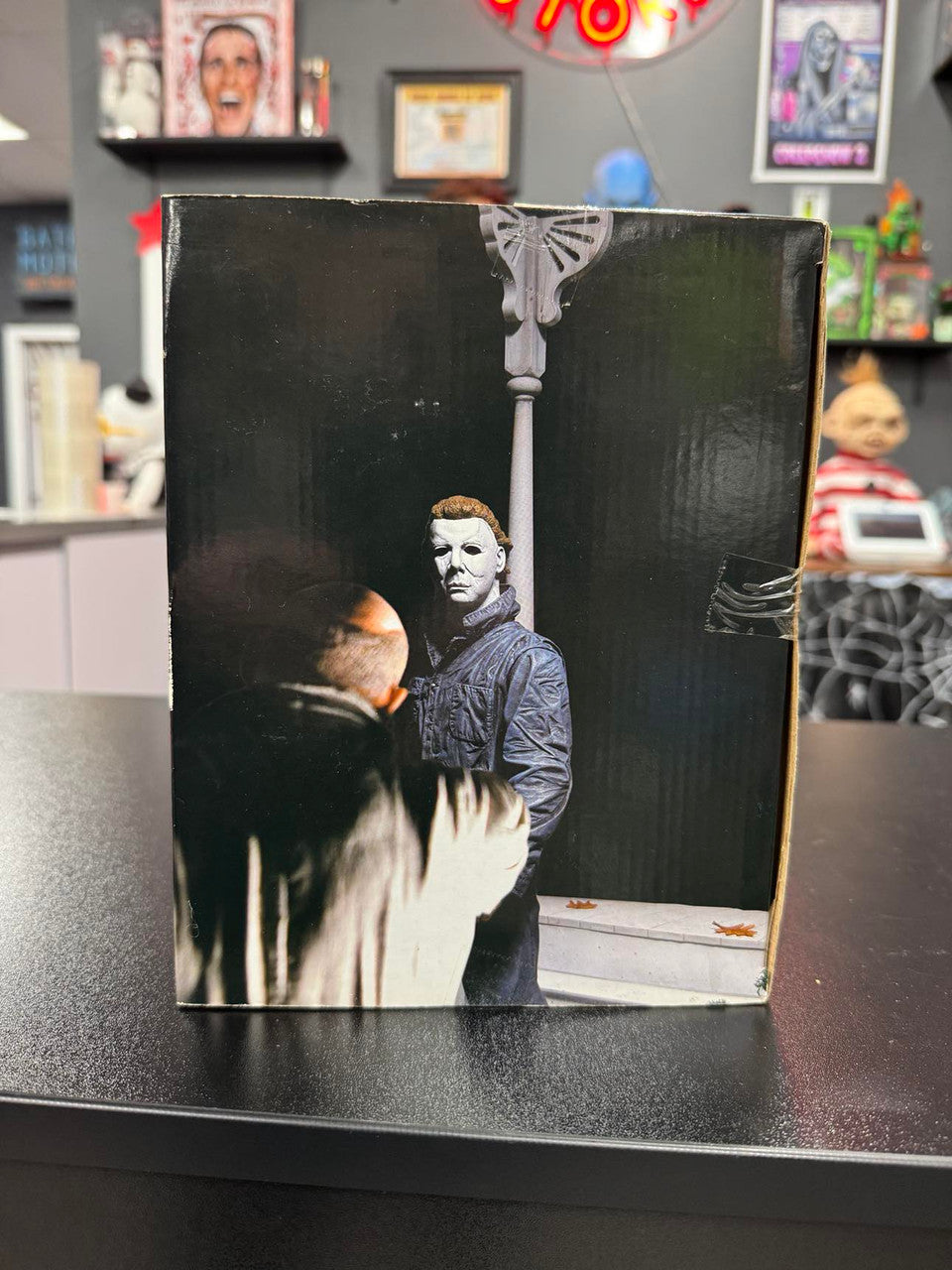 NECA Halloween (1978) The Night He Came Home Deluxe Box Set Signed by Nick Castle