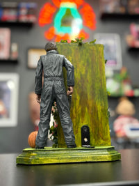 Halloween (1978): Michael Myers Hedge - Custom Diorama