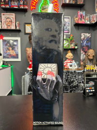 Hellraiser: Pinhead - 1/4 Scale Figure with Motion Activated Sound