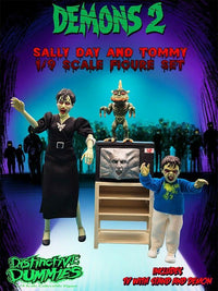 Demons 2: Sally and Tommy Deluxe 2 Pack - 1/9 Scale Distinctive Dummies