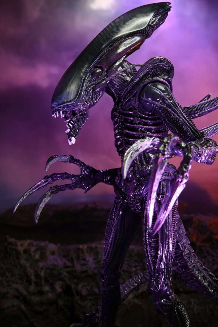 NECA Alien Vs Predator: Razor Claws Alien (Movie Deco)