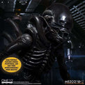 Mezco Toyz Alien (Xenomorph) One:12 Collective Action Figure