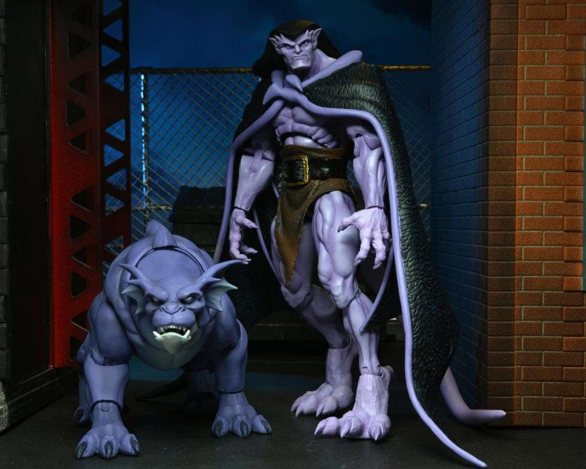 NECA Gargoyles: Ultimate Bronx with Goliath Accessory - 7" Scale Action Figure