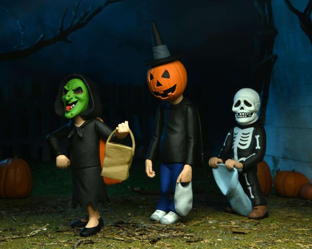 NECA Halloween III: Season of the Witch Trick or Treaters (3-Pack) Toony Terrors - 6" Scale Action Figures