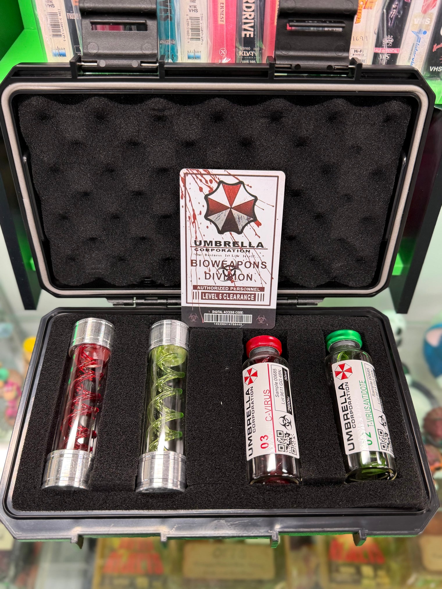 Resident Evil - Umbrella Virus Case Replica